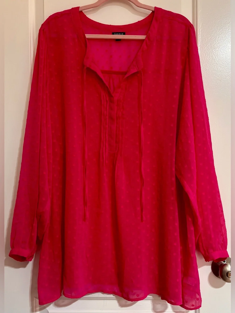 torrid pink clip